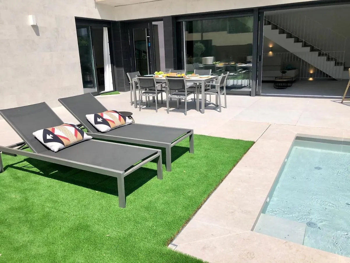 Naramia Sagaro Villa With Poolgarden10 Pax S'Agaro