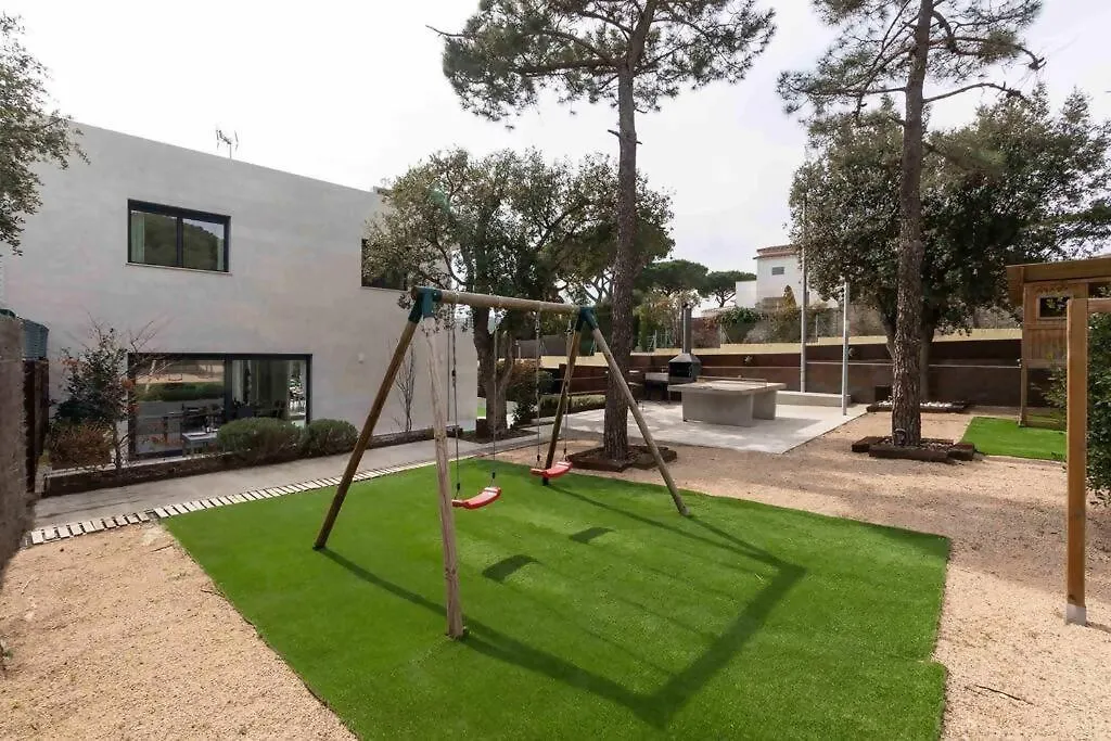 Naramia Sagaro Villa With Poolgarden10 Pax S'Agaro 0*,  Hiszpania